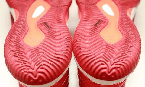 阿迪达斯CLB2016鞋底耐磨性如何 adidas Crazylight 2016上脚测评