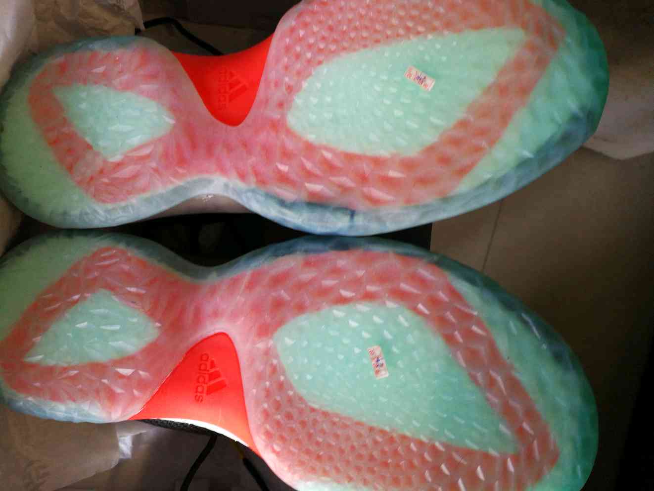 哈登1薄荷开箱测评 阿迪达斯Harden Vol.1绿薄荷细节赏析