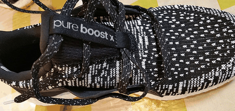 其实阿迪达斯觉得所以潮牌boost跑鞋都是不需要鞋垫的（阿迪达斯PureBOOST X女款开箱测评 阿迪PureBOOST X All Terrain实物细节赏析）