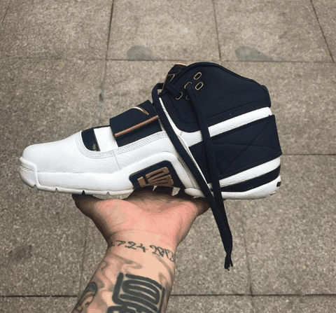 詹姆斯士兵1代海军蓝复刻版实物图 Nike Zoom Soldier 1海军蓝复刻版细节鉴赏