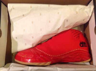 鞋面还是潮牌资讯皮质的（AJ23芝加哥开箱测评 Air Jordan 23芝加哥实物赏析）