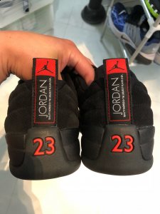AJ12低帮黑橙脚感好吗 Air Jordan 12 Low黑橙上脚测评