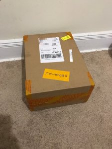 其实这也可以看出阿潮牌资讯迪达斯对跑鞋制作的态度（阿迪达斯Mi UB Xeno实物开箱 adidas Mi UltraBoost Xeno细节鉴赏）