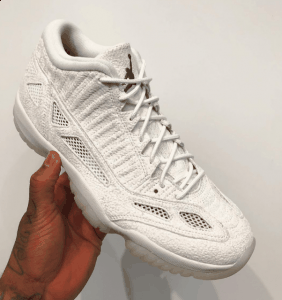 AJ11低帮IE纯白天鹅绒多少钱潮牌品牌 Air Jordan 11 Low IE天鹅绒发售信息（AJ11低帮IE纯白天鹅绒多少钱 Air Jordan 11 Low IE天鹅绒发售信息）