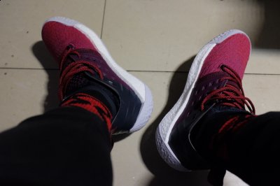 鞋身科技的潮牌信息全面升级（哈登2代酒红色磨脚吗 Harden Vol.2魔力红上脚测评）