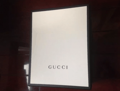 看起来也不怎潮牌品牌么防滑的样子（Gucci老爹鞋开箱图 古驰老爹鞋实物细节赏析）