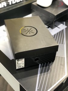 而事实也是证明了只有潮牌商城用心就一定能做出好东西（韦德之道6白热实物开箱 李宁WOW6 White Hot细节欣赏）