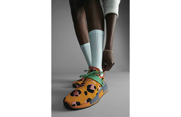 菲董 x adidas 联名 Hu NMD“潮牌品牌Animal Print Orange”配色鞋款公布（菲董 x adidas 联名 Hu NMD“Animal Print Orange”配色鞋款公布）
