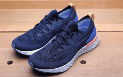 又兼顾良好的潮牌汇潮牌网店灵活性与透气性（耐克Epic React轻吗 Nike Epic React开箱上脚测评）