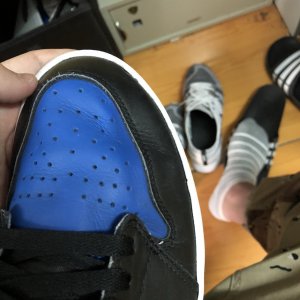 搅拌成乳潮牌信息胶状之后（AJ1鞋头会开胶吗 Air Jordan 1鞋头开胶怎么办）
