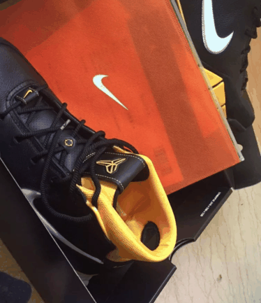 ZK1复刻版上脚怎么样 KOBE 1 PROTRO脚感测评