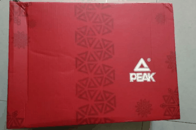 想要保暖就选潮牌汇潮牌网店择热熔材质（PEAK霍华德三代狗年配色开箱测评 匹克DH3实物细节赏析）