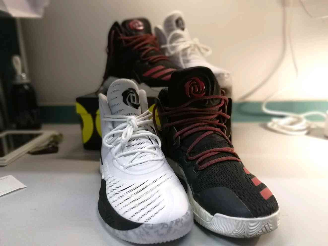 罗斯8全新黑人月配色实物开箱 D rose 8 BHM细节鉴赏