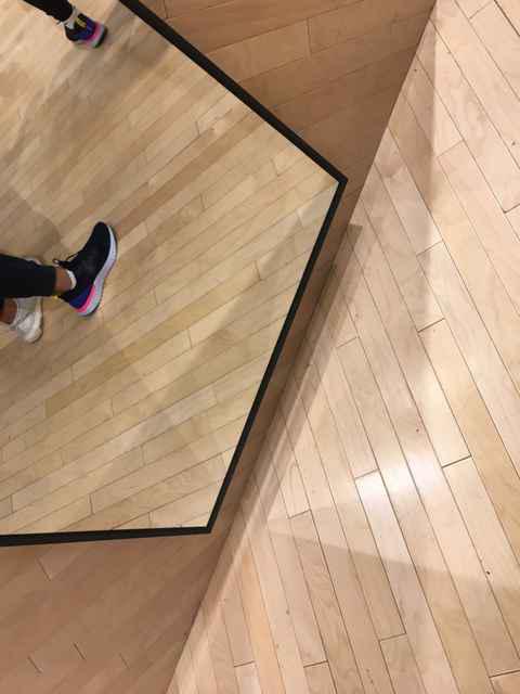 耐克Epic React蓝彩虹上脚感受 Nike Epic React Flyknit蓝彩虹脚感如何