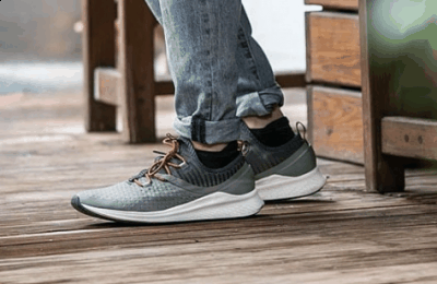 只不过“Fresh F潮牌资讯oam LAZR”重心相当低（新百伦Fresh Foam跑鞋实战测评 New Balance LAZR跑步怎么样）