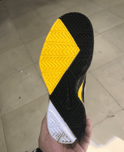 耐克科比1代复刻版室内实潮牌品牌战效果好吗 Nike Zk1 Protro实战测评（耐克科比1代复刻版室内实战效果好吗 Nike Zk1 Protro实战测评）