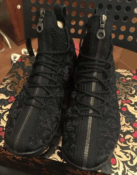 KITH x LBJ15纯黑开箱图 KITH X NIKE LEBRON15实物细节赏析