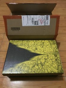  可惜的是电潮牌商城池无法充电（PG2 PlayStation实物开箱 保罗乔治2代PlayStation细节鉴赏）