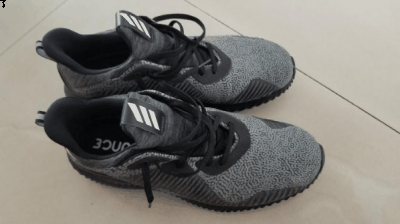 夜跑来说潮牌汇潮牌网店相对安全（Alphabounce脚感如何 阿迪达斯alphabounce值得买吗）