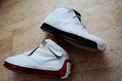 全鞋身内靴并潮牌没有鞋带孔（AJ18.5和AJ18有什么不同 Air Jordan 18.5跟18哪个好）