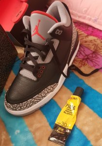 从这张经典照潮牌汇潮牌网片拍摄之后（AJ3黑水泥复刻版做工怎么样 AJ3黑水泥2018做工很差）