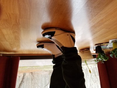 这也是很潮牌信息正常的（AJ16海军蓝上脚好看吗 Air Jordan 16海军蓝深度赏析）
