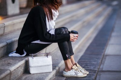 简直「脏」得像穿了潮牌资讯20年？鞋子价格还不便宜（小脏鞋是什么牌子 多少钱 GGDB小脏鞋搭配图集）
