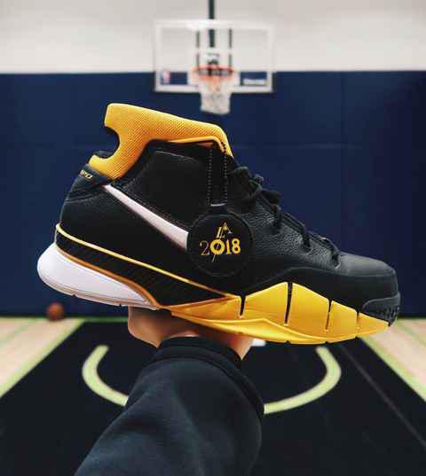 Zk1复刻版黑黄配色细节欣赏 Zoom Kobe 1 Protro何时发售