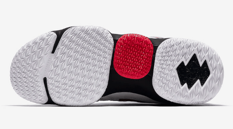 耐克LBJ15 Diamond Turf开箱图 LBJ15 Diamond Turf实物细节赏析