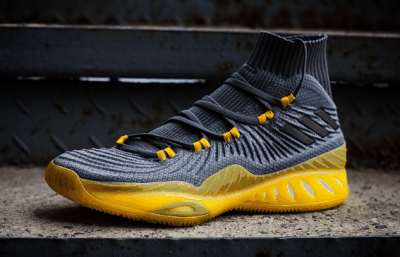 有小伙伴说crazy潮牌商城 explosive系列前掌偏窄（crazy explosive偏码吗 阿迪达斯crazy explosive 2017尺码怎么选）