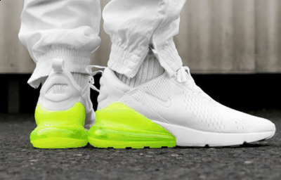 给人以超强的潮牌视觉冲击力（耐克Air Max 270小白鞋怎么样 Air Max 270白绿配色多少钱）