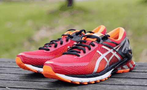 ASICS缓震跑鞋和支撑跑鞋有什么区别 亚瑟士好的缓震跑鞋有哪些