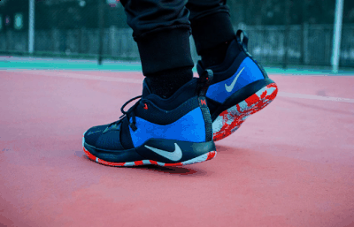 按平时尺潮牌信息码买就行（耐克PG2偏码吗 Nike泡椒二代尺码怎么选）