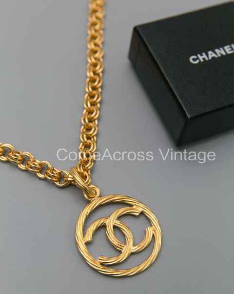 Chanel Vintage老爹鞋怎么样 Chanel Vintage复古运动鞋多少钱