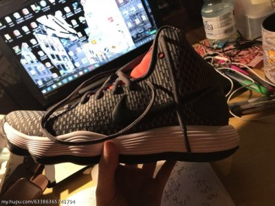 小时候喜欢气潮牌商城垫带来的脚感（HD2017 TB实战测评 HyperDunk2017 TB款性能点评）