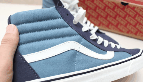  全黑版的vans sk8 hi 潮牌资讯slim出自设计师Donny Miller之手（范斯SK8-HI高帮深蓝开箱测评 Vans SK8-HI上脚赏析）