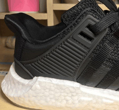 Adidas EQT 93/17跑鞋黑色款开箱测评 阿迪达斯EQT 93/17运动鞋实物欣赏