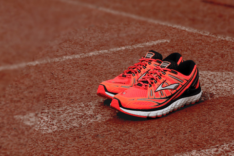  Brooks Transcend实战潮牌商城测评 从外观上来看（布鲁克斯Transcend怎么样 Brooks Transcend实战测评）