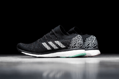 能够很好潮牌信息地减震（阿迪达斯PB LTD系列黑白配色怎么样 adidas adizero Prime BOOST LTD多少钱）
