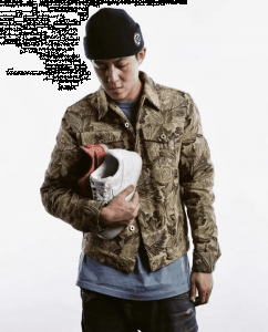 相信明年的Off White x潮牌信息 Nike 系列依旧会人气不俗！ （耐克2018值得买的鞋有哪些 nike 2018会涨价的鞋有哪些）