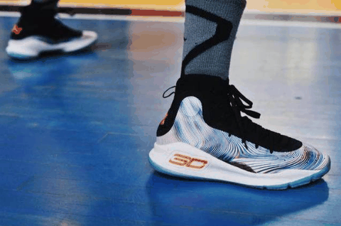 库里4低帮版本慈善配色怎么样 Curry 4 Low “Nothing But Nets” 多少钱