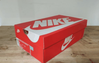 减少了运动时潮牌信息对脚部的冲击（AIR MAX 90奥利奥配色开箱图 耐克AIR MAX 90 ULTRA 2.0黑白赏析测评）