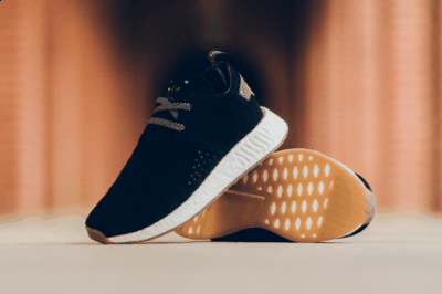 赶紧来问小编潮牌资讯购买渠道吧（阿迪达斯NMD CS2黑麂皮怎么样 adidas NMD CS2黑麂皮在哪买）