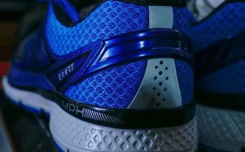 索康尼用全掌潮牌品牌EVERUN中底减震（圣康尼Triumph ISO 3蓝色开箱图 saucony Triumph 3跑鞋实物欣赏）