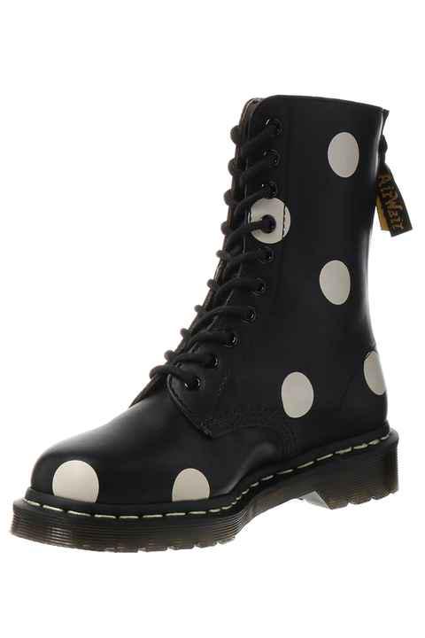 Y’s联名Dr. Martens系列马丁靴潮牌好看吗 Y’s x Dr.Martens马丁靴多少钱（Y’s联名Dr. Martens系列马丁靴好看吗 Y’s x Dr.Martens马丁靴多少钱）