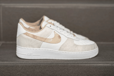 承担起将Air Force 1精潮牌资讯神发扬光大的历史使命（耐克AF1歌手Ferg定制版米白配色怎么样 Nike Air Force 1 Low French Vanilla多少钱）