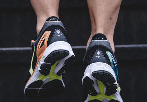 美津浓WAVE RIDER 21跑鞋开箱图 MIZUNO马拉松限定款跑鞋实物赏析