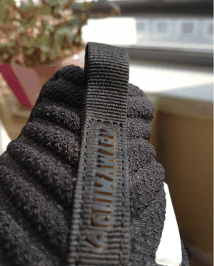踩着有回潮牌信息弹效果（阿迪达斯ClimaWarm黑武士配色开箱鉴赏 adidas climawarm性能评测）