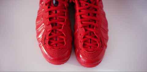 耐克红泡开箱图 Air Foamposite Pro “Red October”实物赏析