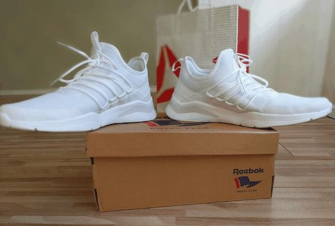 一样没有任潮牌品牌何东西送（锐步AWG93小白鞋开箱鉴赏 Reebok AWG93深度赏析）